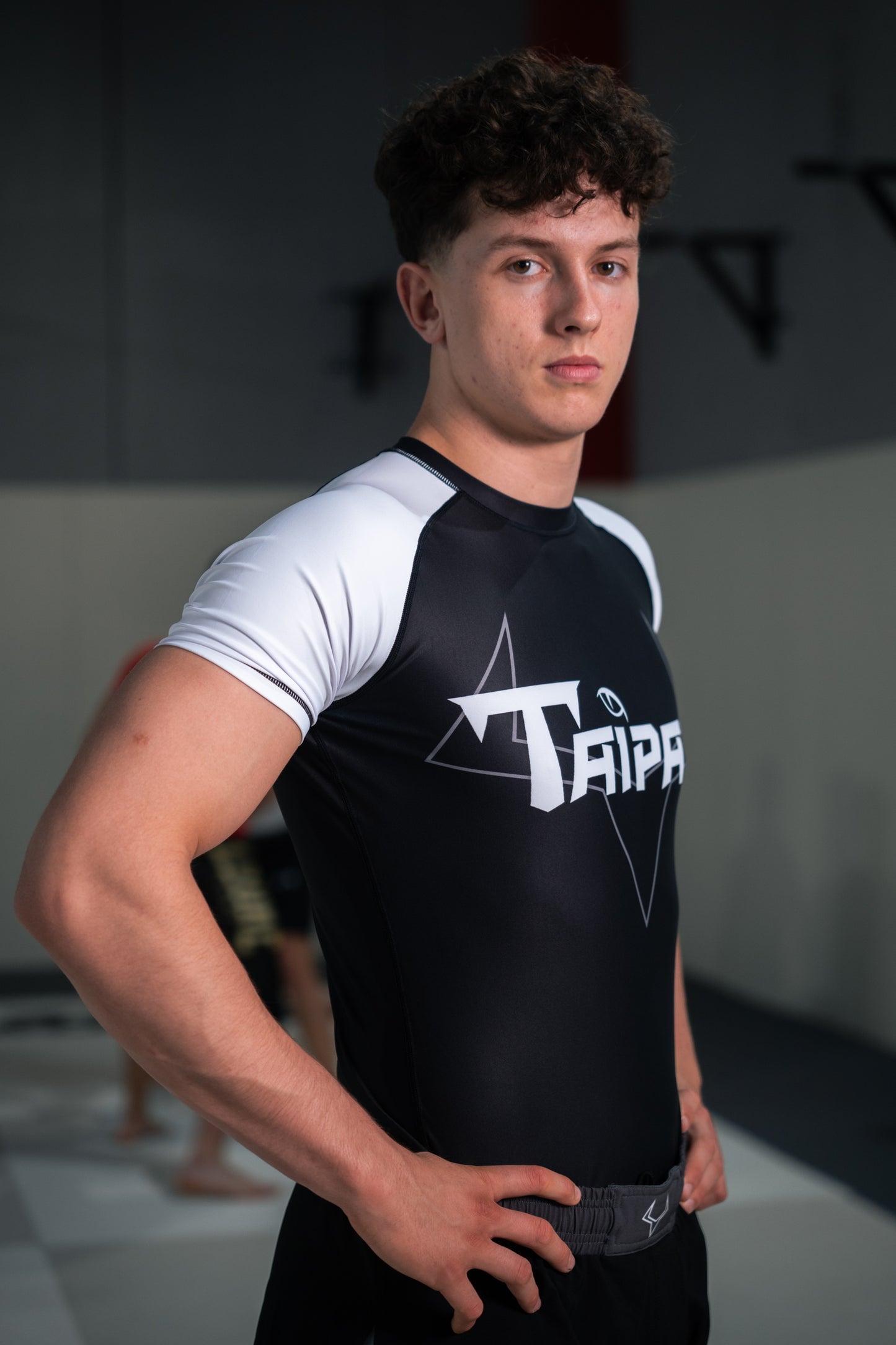 Taipan Obssesion>Talent Men's Short Sleeve Rashguard - Black/Grey/White