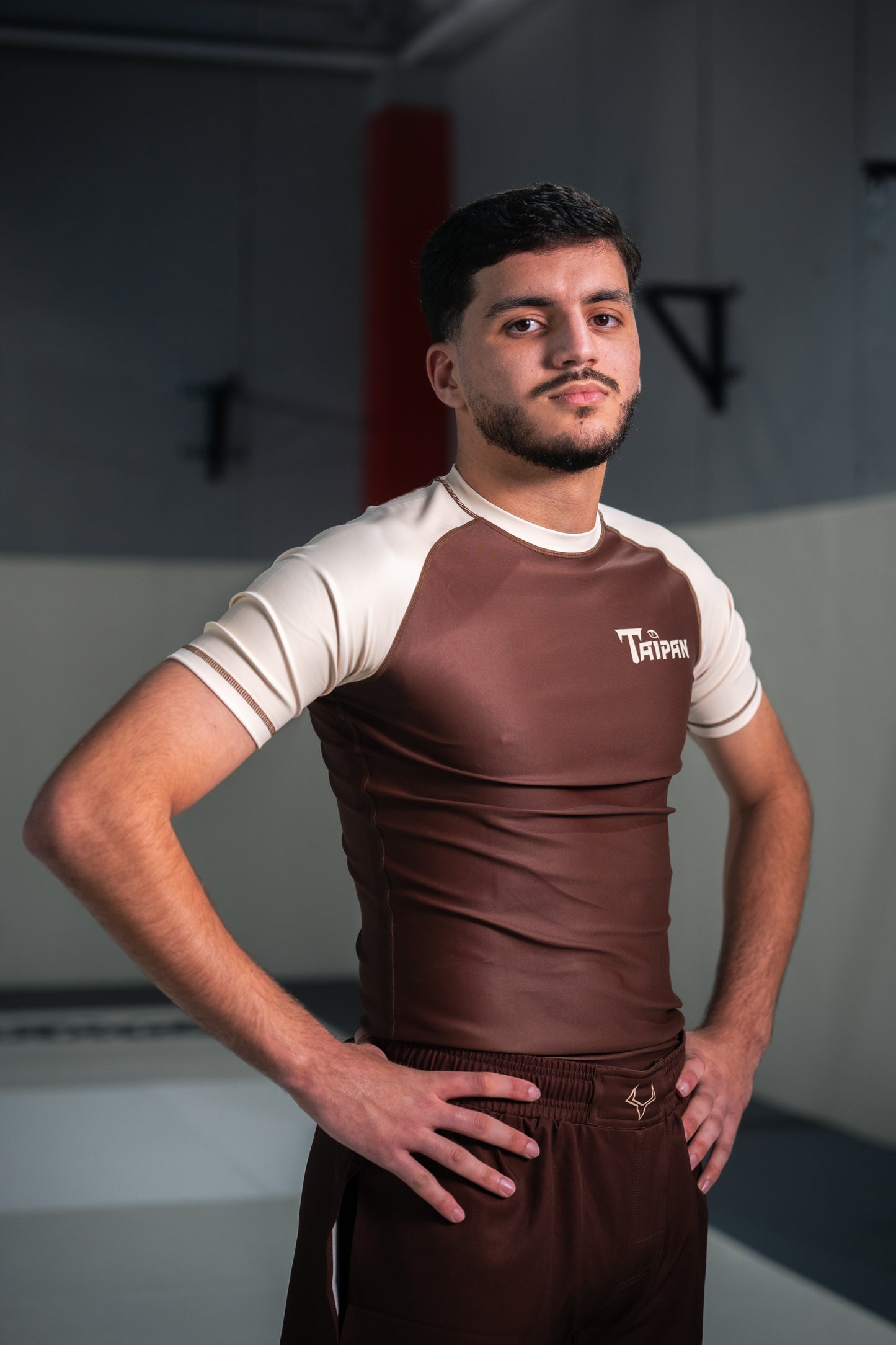 Taipan Men's Short Sleeve Rashguard - Brown/Beige