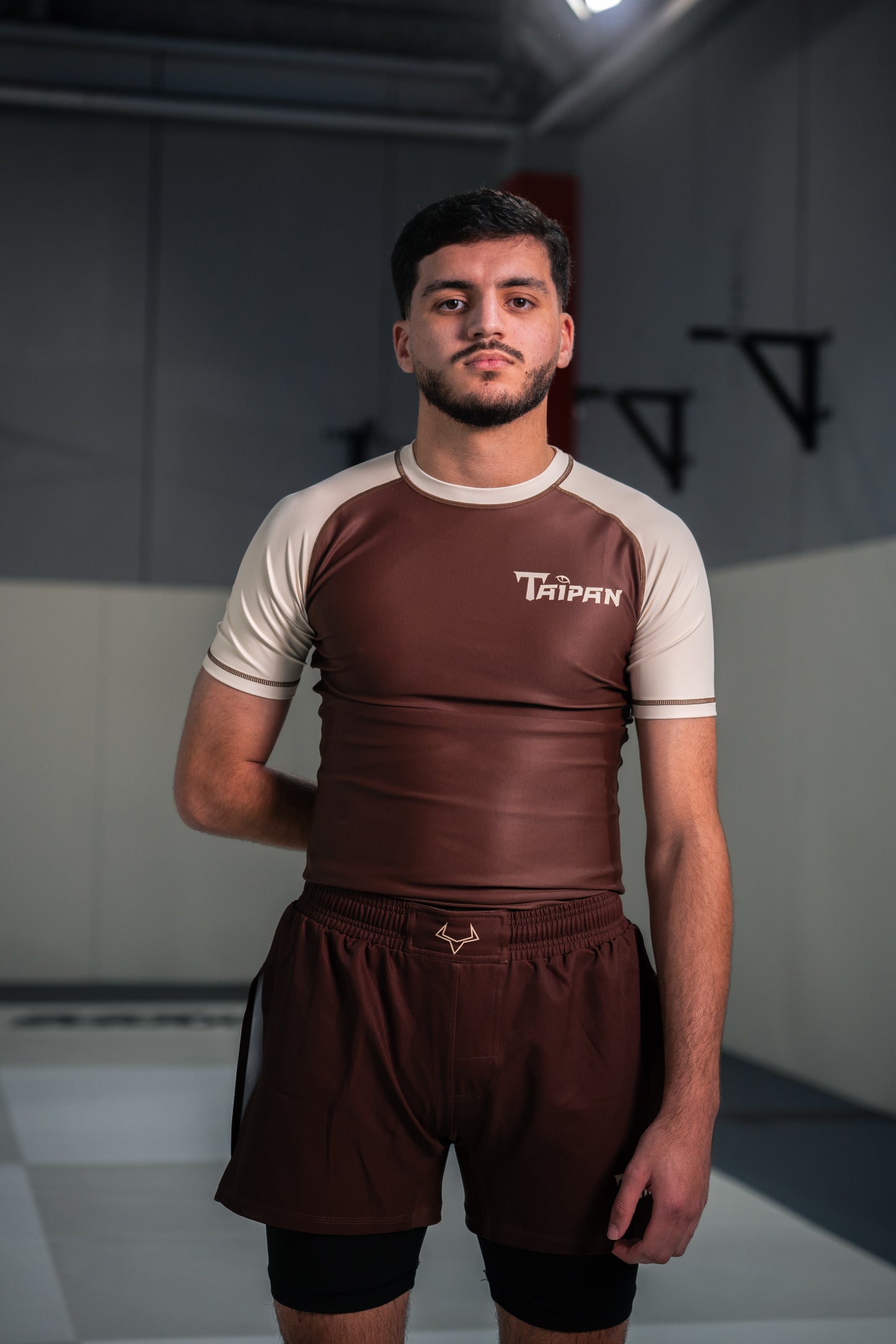 Taipan Fight Shorts - High Split Pants - Brown/Beige